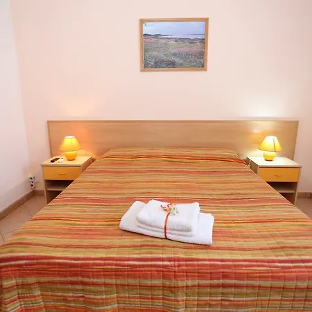 Pietrabianca Bed & Breakfast *